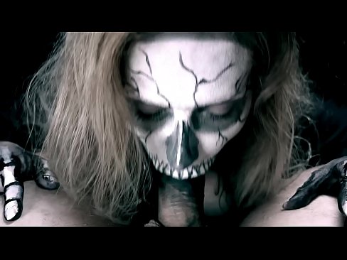 ❤️ Demonsko dekle sesa kurca s svojimi črnimi usti in pogoltne spermo. ❤️❌ Pravi pornič na porno sl.vbdsm.ru ❌❤