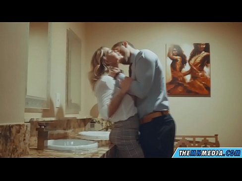 ❤️ Ko vas prsata blondinka zapelje na javnem stranišču ❤️❌ Pravi pornič na porno sl.vbdsm.ru ❌❤